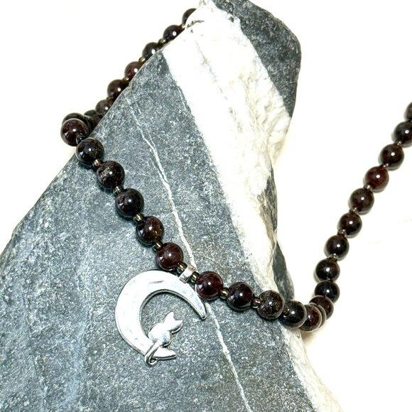 Deep Wine Red Garnet Short Necklace, Genuine Gemstone & Silver Cat on the Moon - Picture 4 of 15